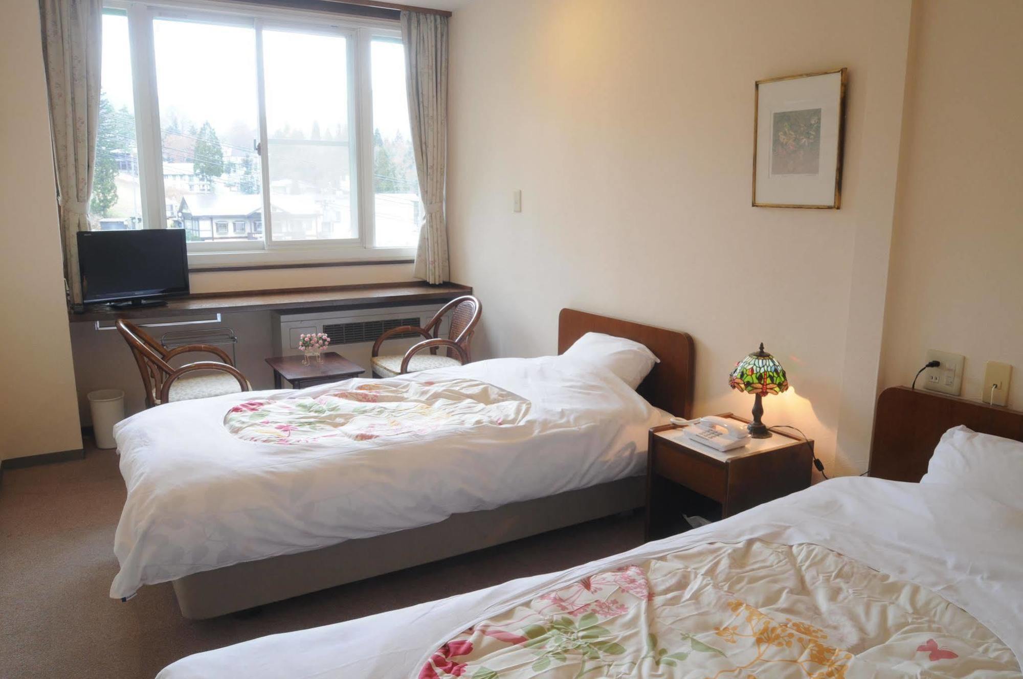 Hotel Bonfire Hakuba Eksteriør billede