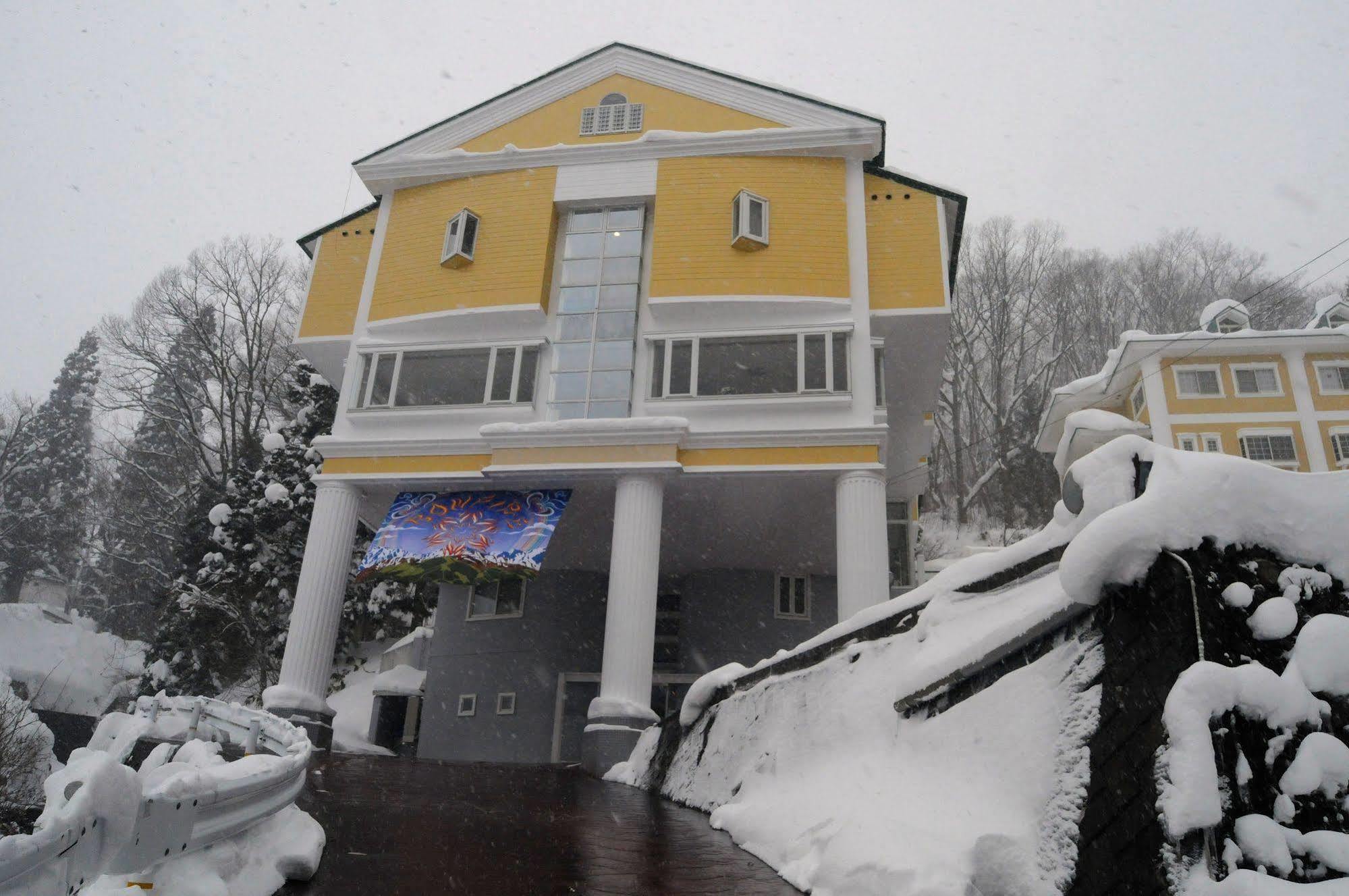 Hotel Bonfire Hakuba Eksteriør billede