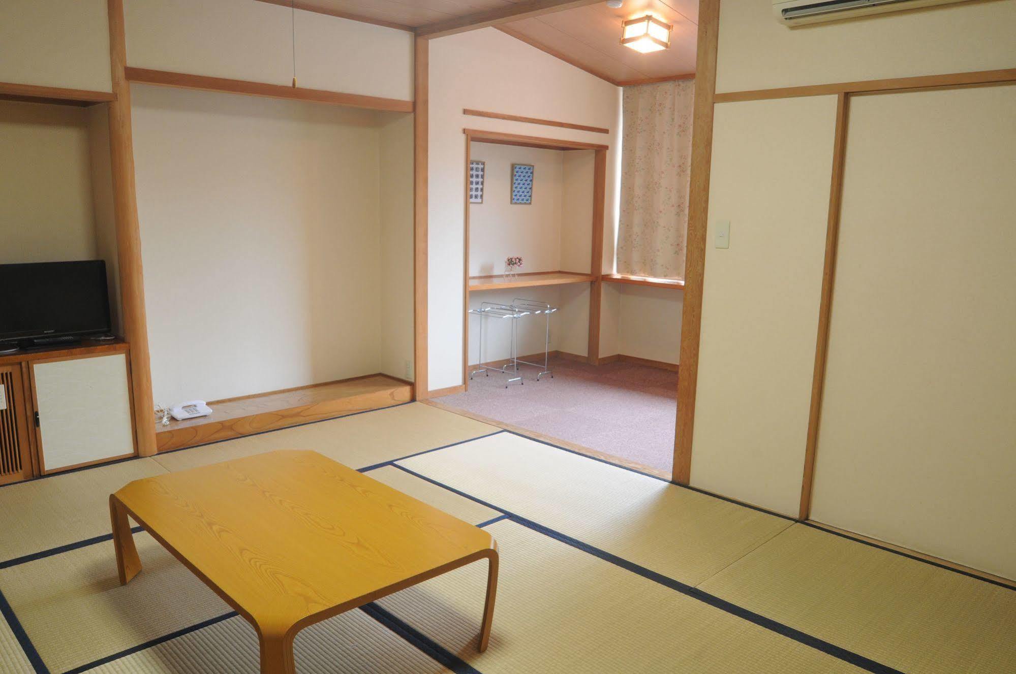 Hotel Bonfire Hakuba Eksteriør billede